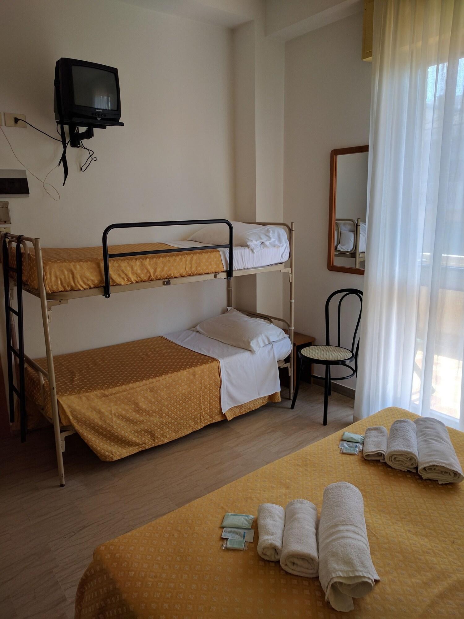 Hotel Arabesco Rimini Esterno foto